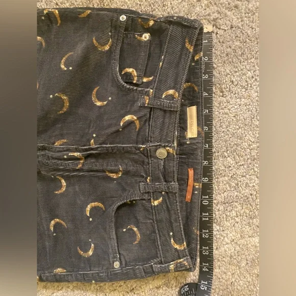 Pilcro Celestial Corduroy Flares Size 28🌛 - Picture 2 of 7